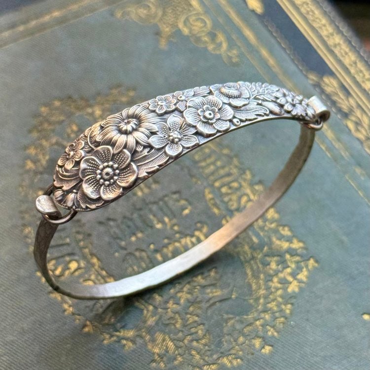 🔥LAST DAY 60% OFF✨Handmade Sterling Spoon Bangle - Crafted from Authentic Vintage Silverware