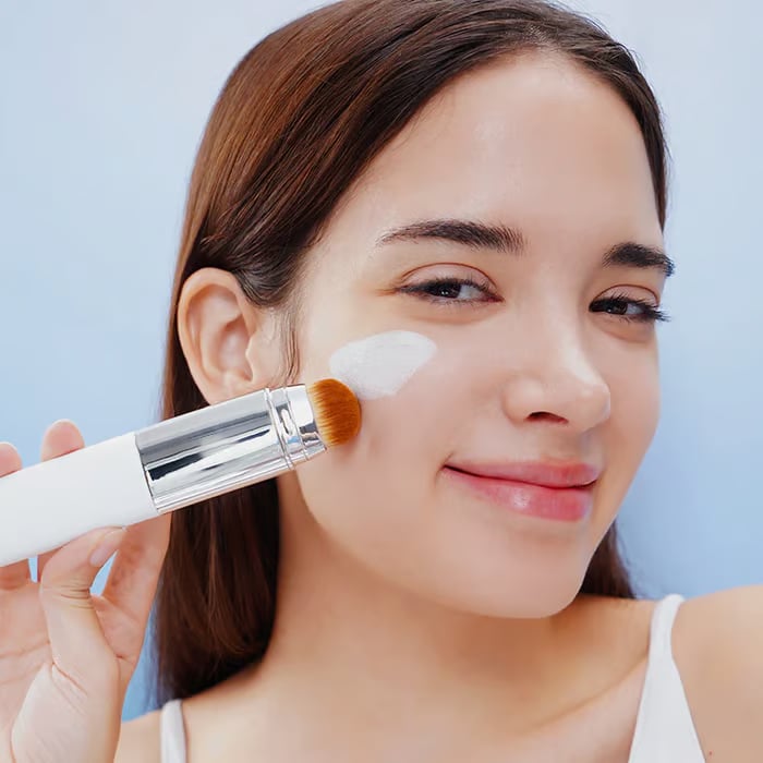 🌟Cream Stick V White Korean Color-Changing Foundation Stick with Volufiline
