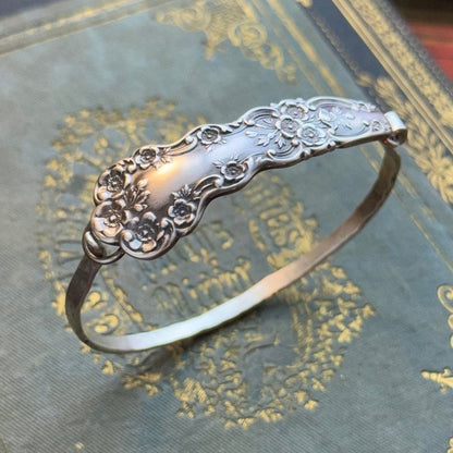 🔥LAST DAY 60% OFF✨Handmade Sterling Spoon Bangle - Crafted from Authentic Vintage Silverware